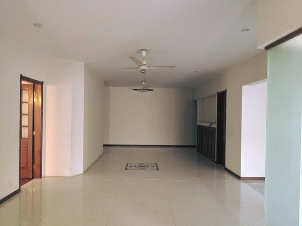 1000 Yard Luxury Bungalow for Sale in DHA Phase 2 Karachi