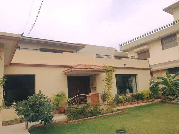 1000 Yard Luxury Bungalow for Sale in DHA Phase 2 Karachi