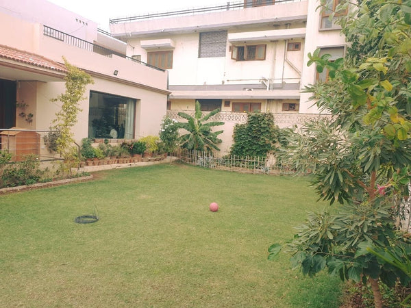 1000 Yard Luxury Bungalow for Sale in DHA Phase 2 Karachi